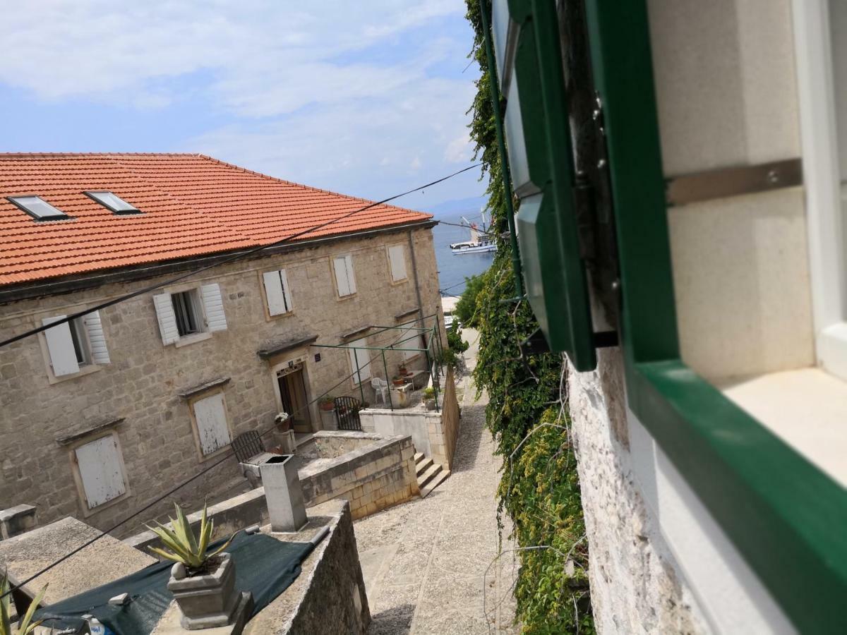 Apartments Jaksic Postira Exterior foto
