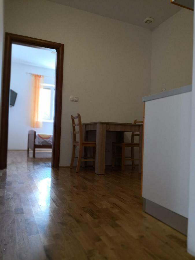 Apartments Jaksic Postira Exterior foto